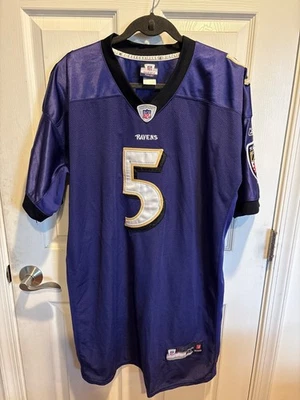 Camiseta deportiva auténtica de los Baltimore Ravens Joe Flacco #5 de la NFL para hombre talla 54 Reebok púrpura Foto 1 de 4