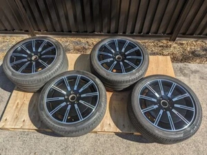 4x Porsche Taycan 20-inch Sport Aero wheel-and-tire set - Picture 1 of 10