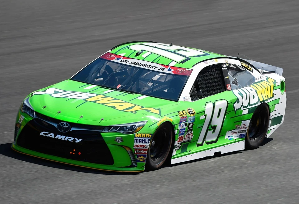 Cartel Carl Edwards Subway NASCAR 13x19 impresión fotográfica brillante CER1 Foto 1 de 1