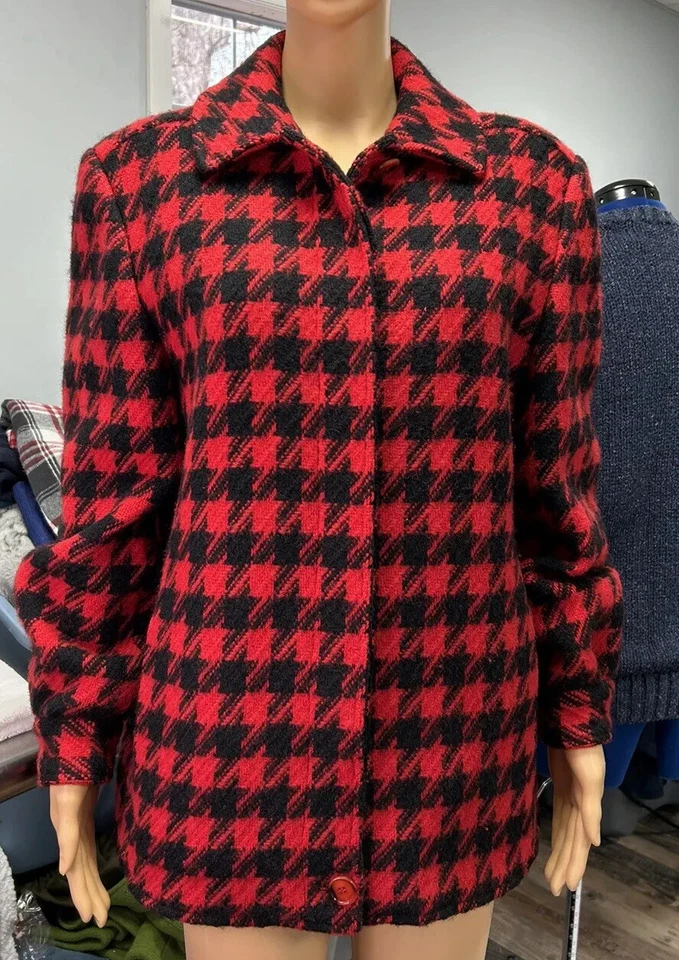 Vintage PENDLETON Woolen Mills Women's Red & Black Wool Jacket /Coat USA made - Image 1 of 4