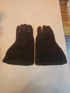 German 1914-1915 Era Bearskin Fur Gloves - Picture 1 of 10