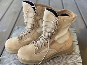 Belleville 330 DES Combat Boots for Men, Size US 7 - Tan