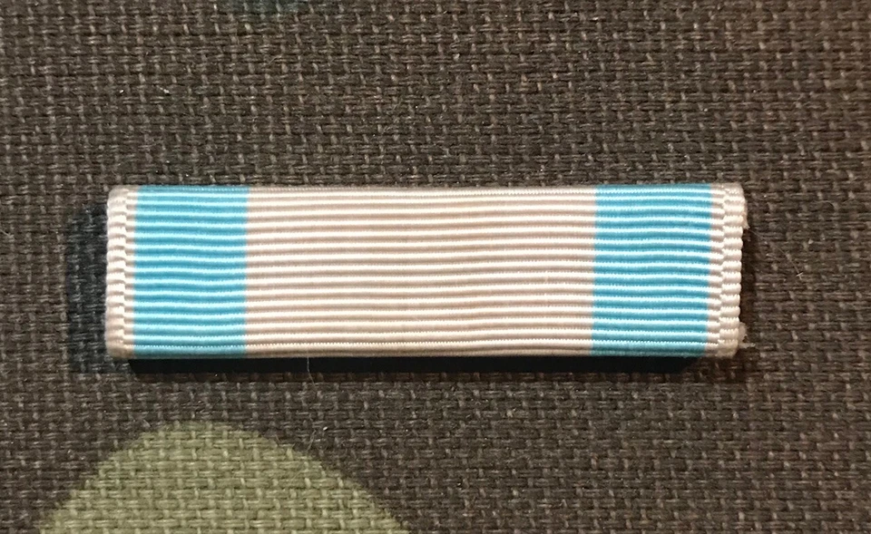 PEARY POLAR EXPEDITION MEDAL RIBBON BAR, 1909 - Image 1 of 1
