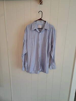 Sovereign Mens Button up shirt Pinstripped. Blue - Image 1 of 4