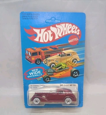 Tarjeta trasera vintage Hot Wheels '35 Caddy' rojo encendedor en 1982 REAL RIDERS  Foto 1 de 4