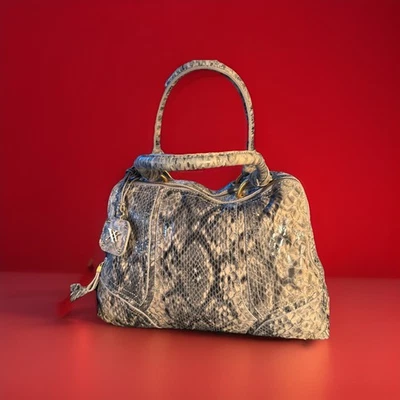 ¡Nuevo bolso de hombro MAXX New York Satchel! Diseño de piel de serpiente sintética. Nunca usado Foto 1 de 4