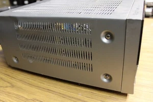 Harman / Kardon AVR 340 7.1 Surround Sound Digital Stereo FOR PARTS OR REPAIR - Picture 1 of 6