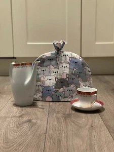 Medium 11 x 8,5" TEA COSY Teapot for a Retro Kitchen. Medium 3 cup Cat Kittens - Picture 1 of 5