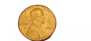 Centavo Lincoln ERROR 2024 ligeramente estampado #4 ¡Sin precio base! - Imagen 1 de 3
