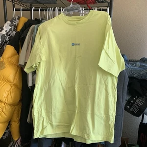 Invert Tee Supreme Size Large Yellow Logo - Picture 1 of 5
