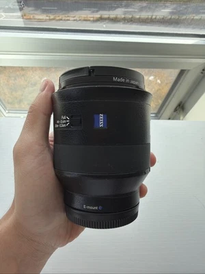 Zeiss Batis 2/40 40mm f/2 Sony E-Mount Lens - Image 1 of 3