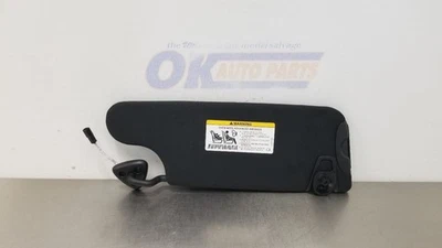 23 DODGE CHALLENGE PARASOL CONDUCTOR IZQUIERDO NEGRO Foto 1 de 4