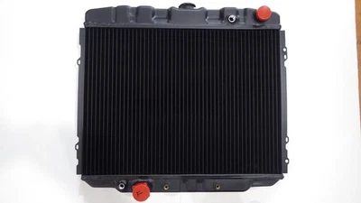 FORD FALCON XW XY ZA ZD CLEVELAND OEM GT STYLE V8 ALUMINIUM RADIATOR BLACK 157F - image 1 of 2