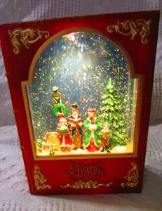 Weihnachts Glitzer beleuchtetes Buch Schneekugel, Musikalisch - Bild 1 von 7