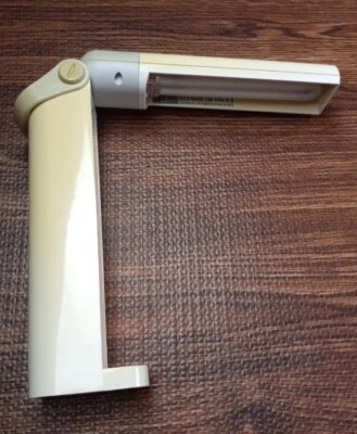 Abajur de mesa Ott-Lite - V24002 - Imagem 1 de 4