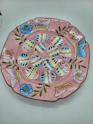 Plato de huevo de Pascua rosa Laurie Gates hecho en EE. UU. 2002 Foto 1 de 4