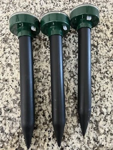 Mole Repellent Solar Powered Gopher Repellent Ultrasonic Solar (3 pack) … - Picture 1 of 3