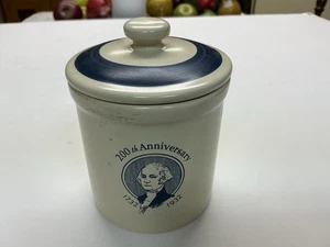 Pfaltzgraff Bicentenario George Washington Mini Crock con Coperchio 3,25”h - Foto 1 di 5