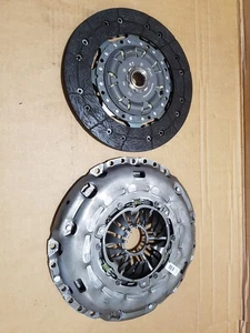 Kit frizione Opel F40 55569285 C Vectra 1.9 Cdti - Foto 1 di 5