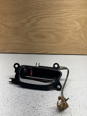 Manija de puerta interior iluminada 69208-30040 Lexus GS300 GS350 GS460 2006-2010 Foto 1 de 4