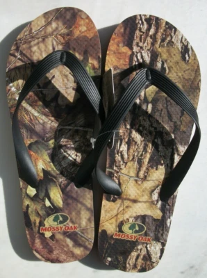 Mossy Oak Camouflage Nature Flag Men’s Size 11 Flip Flops New Summer Vacation - Image 1 of 4