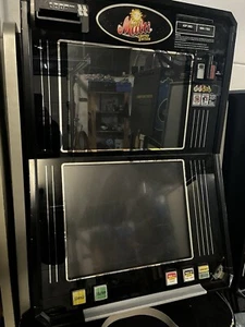 Merkur TR5 Ergoline Spielautomat ohne Schloss und ohne Spielepaket / Datenbank - Bild 1 von 4