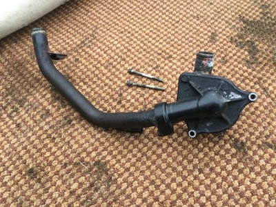 triumph 900 t300  trident water pump - Image 1 of 2