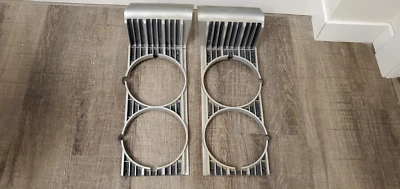 1969 Chevrolet Impala Headlight Trim Bezels Left & Right OEM GM Foto 1 de 4