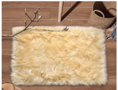 Tapete de área de pele sintética super macio 2'x3' quarto sofá sala de estar macio amarelo claro - Imagem 1 de 4