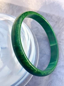 Vintage Swirled Marbled Emerald Green Bakelite Bangle Bracelet 14g - Picture 1 of 5