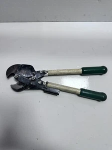 New Greenlee High Performance Ratchet Cable Cutters - 19-1/8" (774) - Picture 1 of 6