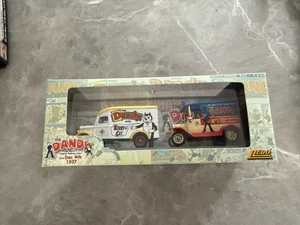 The Dandy Cartoon Die Cast Vehicle Collectable Car Van Set New Boxed 2004 Lledo - Picture 1 of 5