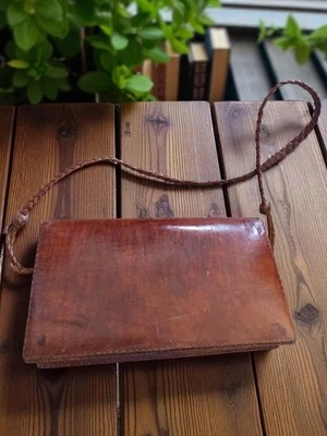 Ancien sac à main en cuir reptile - Photo 1/3