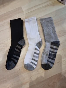 Mens Three Pack Long Crew Socks Size 6-11 - Picture 1 of 4