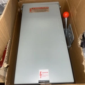 100 Amp Generator Transfer Switch, 24000W General-Duty Double-Throw Safety - Picture 1 of 7