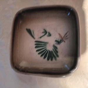 Collectible Vintage Honiton Pottery Bird Dish / Pin Dish. 11 X 11 cm. Pre-Own. - Picture 1 of 1