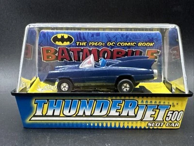 Johnny Lightning Thunder Jets 500 2005 coche tragamonedas azul 1966 DC cómic batimóvil Foto 1 de 4