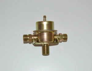 UE73999 BENTLEY & RR FUEL PRESSURE REGULATOR - Picture 1 of 4