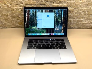 APPLE MacBook Pro A1990 - 2,2Ghz i7✔16GB RAM✔256GB SSD✔OS SEQUOIA - 37374 - Bild 1 von 5