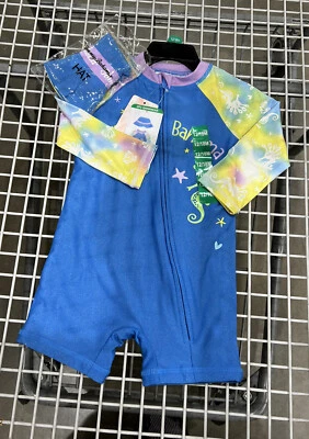 Nuevo Tommy Bahama Infantil Niño 2 Piezas Conjunto de Natación Azul Con Sombrero 12-18M Foto 1 de 4