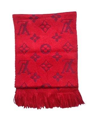 louis vuitton red logomania scarf in Wool - Image 1 of 4