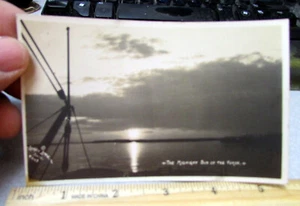 Tarjeta postal con foto real sin publicar RPPC, sol de medianoche en el río Yukón Alaska Lomen - Imagen 1 de 3
