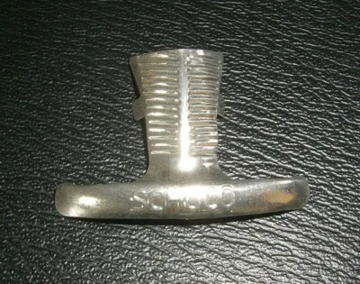 10x Schuco Kühlergrill für Stromlinien 1010 Blechspielzeug Auto Wendeauto NEU - Bild 1 von 2