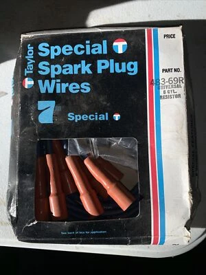 Taylor special Spark plug wires 483–6 9R universal eight cylinder resistor - Image 1 of 4