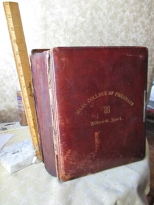 MASA. Colegio de Farmacia, Anuario 1888, Massachusetts, MA., Fotografías - Imagen 1 de 4