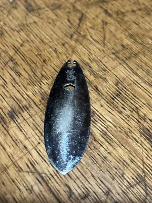 Hoja giratoria Lewis Pfleuger hoja plateada delantera, parte trasera roja, larga delgada lisa Foto 1 de 4