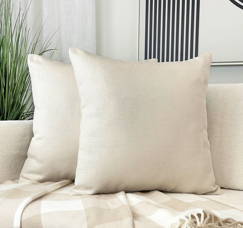 Aiking (paquete de 2) fundas de almohada decorativas de poliéster cepillado de 18" x 18" Foto 1 de 1