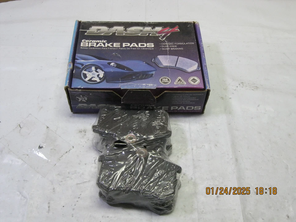 Ceramic Disc Brake Pad Set-Dash4 Pads Dash 4 Brake CD340 Foto 1 de 4