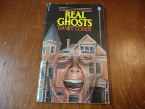 Daniel Cohen Paperbacks, Real Ghosts, Ghostly Terrors - Picture 1 of 6