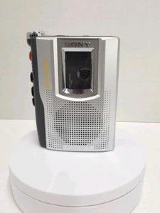 Sony TCM-150 Handheld Cassette - Corder Clear Voice Recorder For Parts Turns On - Picture 1 of 7